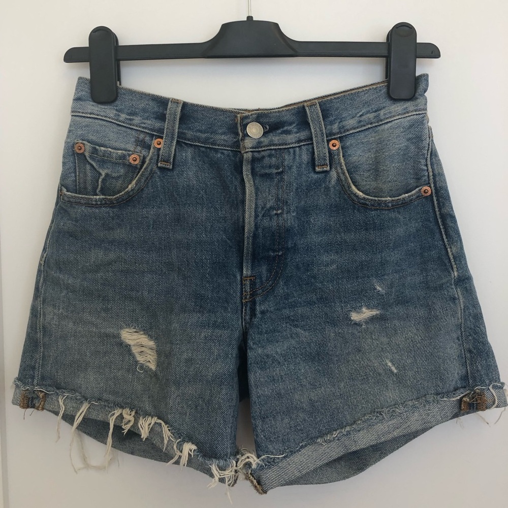 High-Waisted Distressed Levi’s Denim Shorts